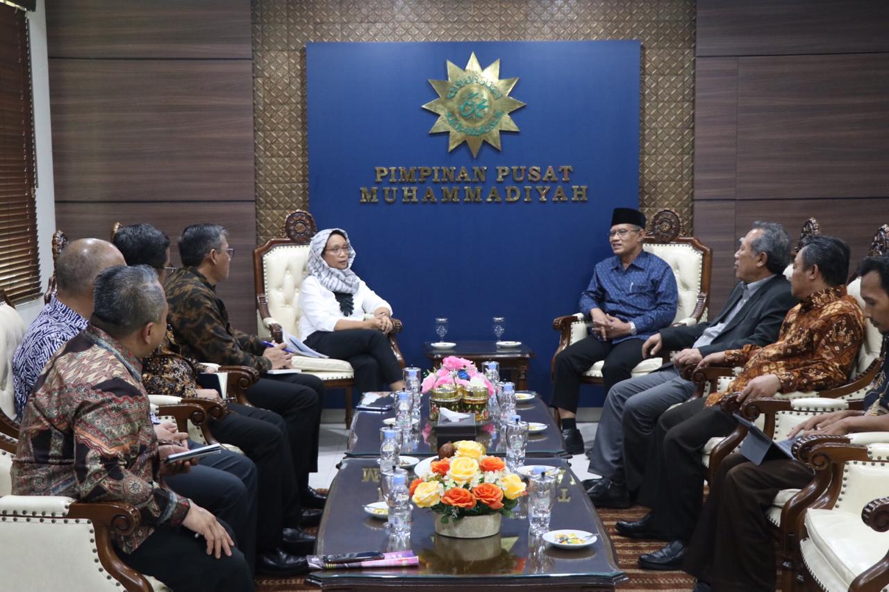 Silaturahim ke Muhammadiyah, Menlu Bahas Konsistensi Indonesia Perjuangkan Perdamaian Palestina